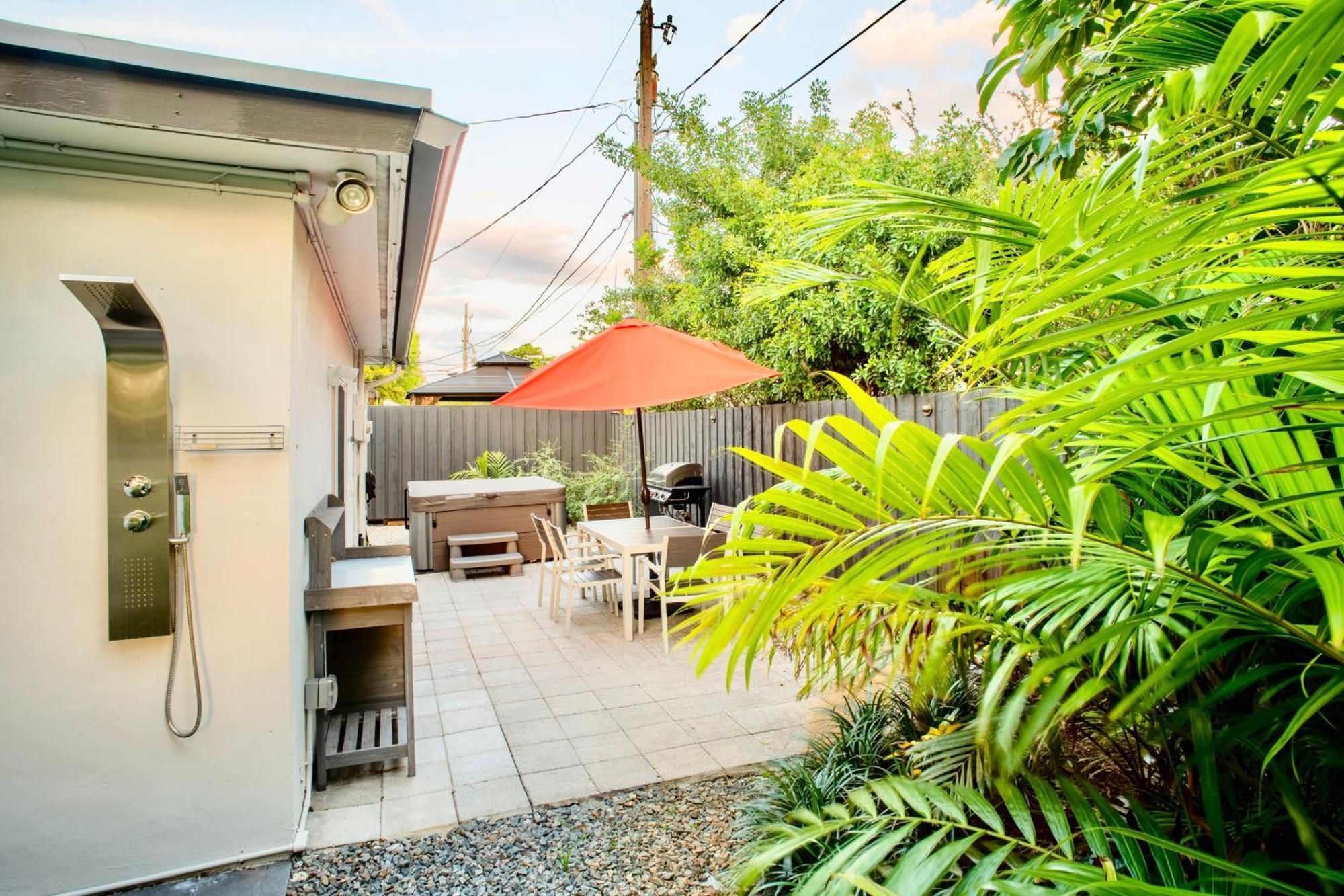 Holiday home Walk To Wilton Drive - Spacious & Quiet #2 Hot Tub! Fort Lauderdale