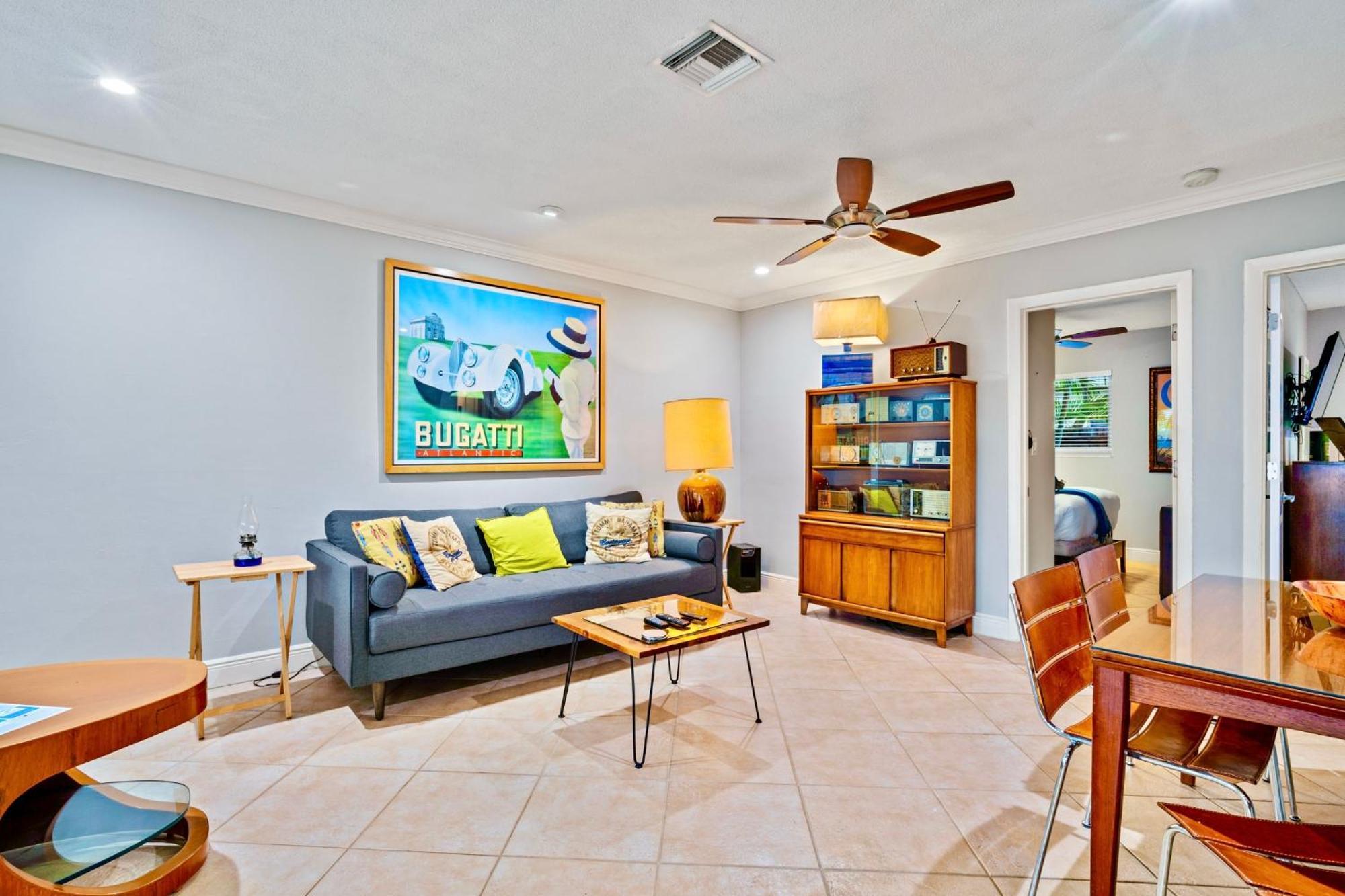 Wilton Manors 2br Charm! Walk To The Drive Apartment *