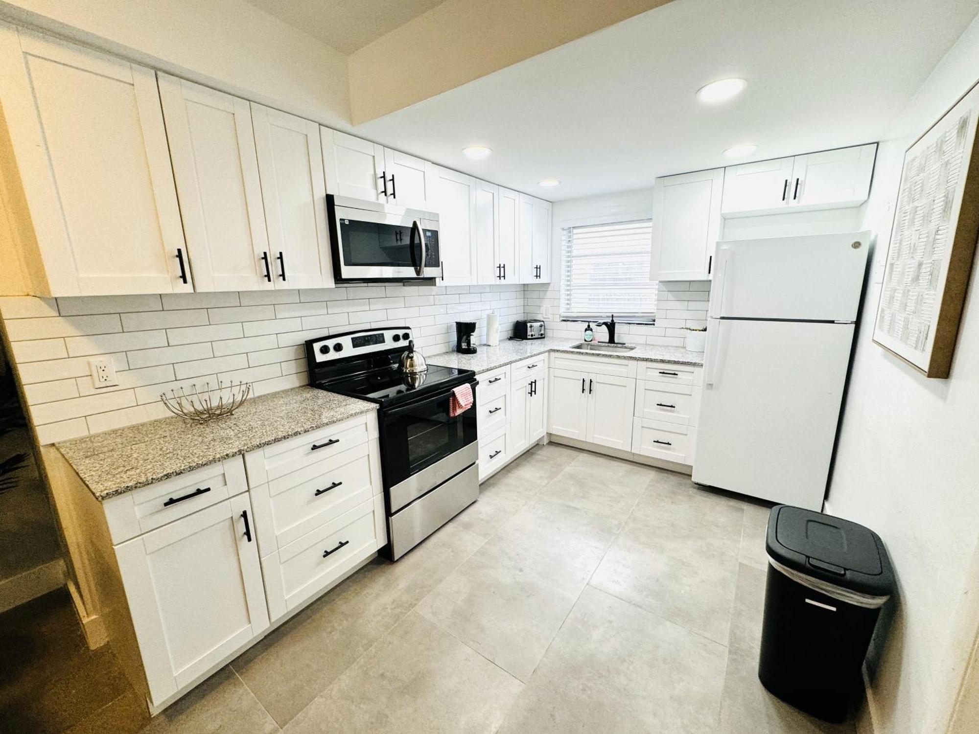 Apartment By Lowkl Fort Lauderdale