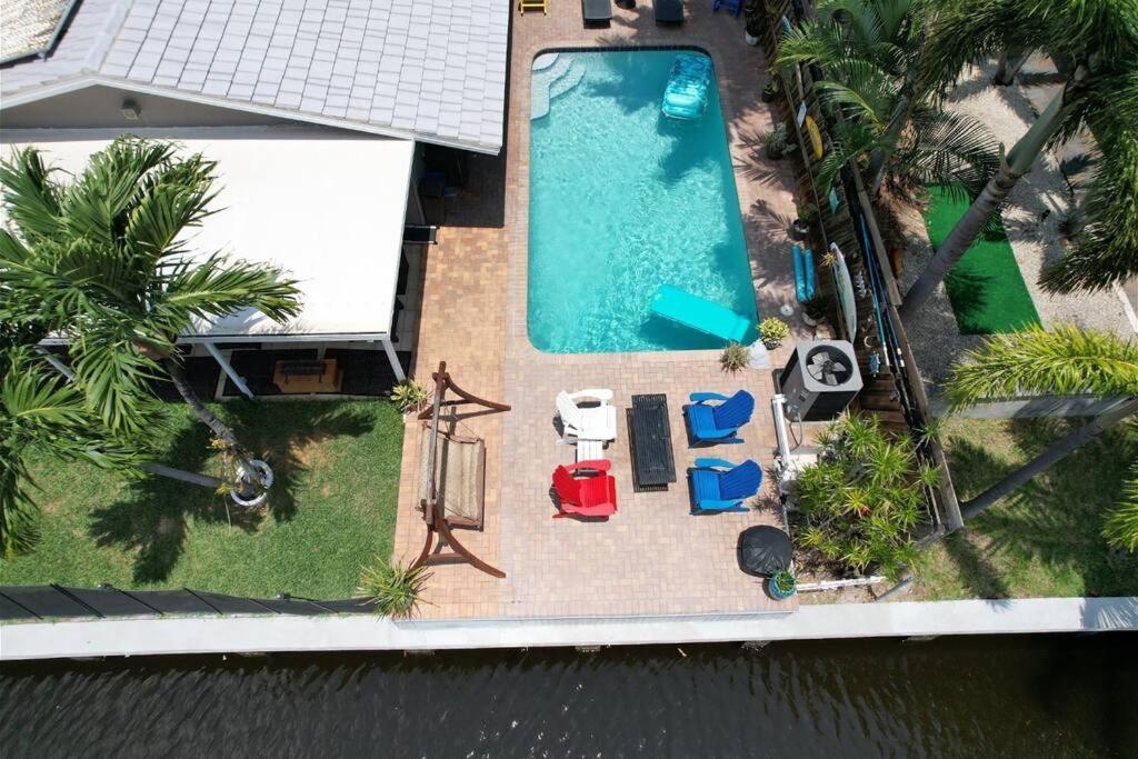 Heated Pool, Yard, Laundry, Kayaks, Bbq, Kitchen