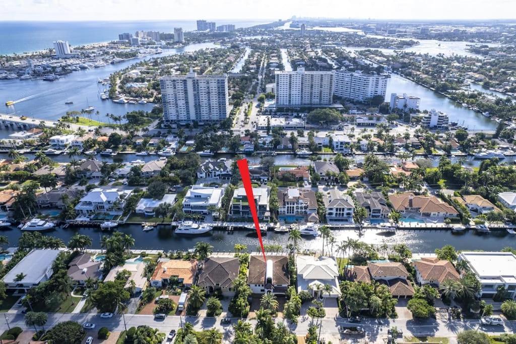 Villa Tropical Waterfront 7 Bedroom House In Seven Isles Fort Lauderdale