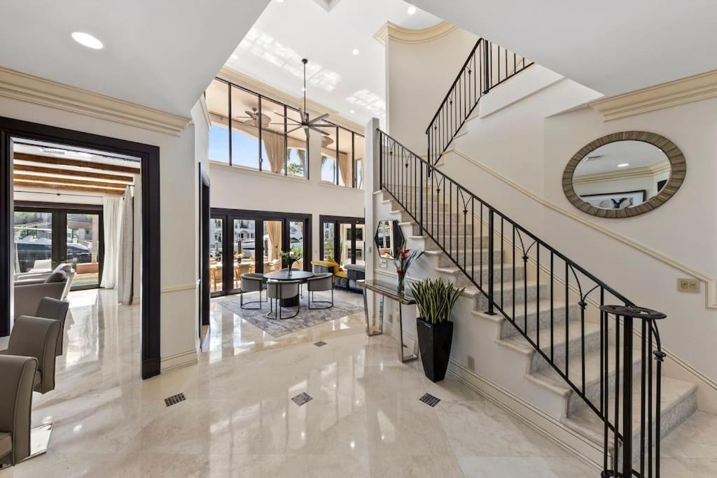 Tropical Waterfront 7 Bedroom House In Seven Isles Villa Fort Lauderdale