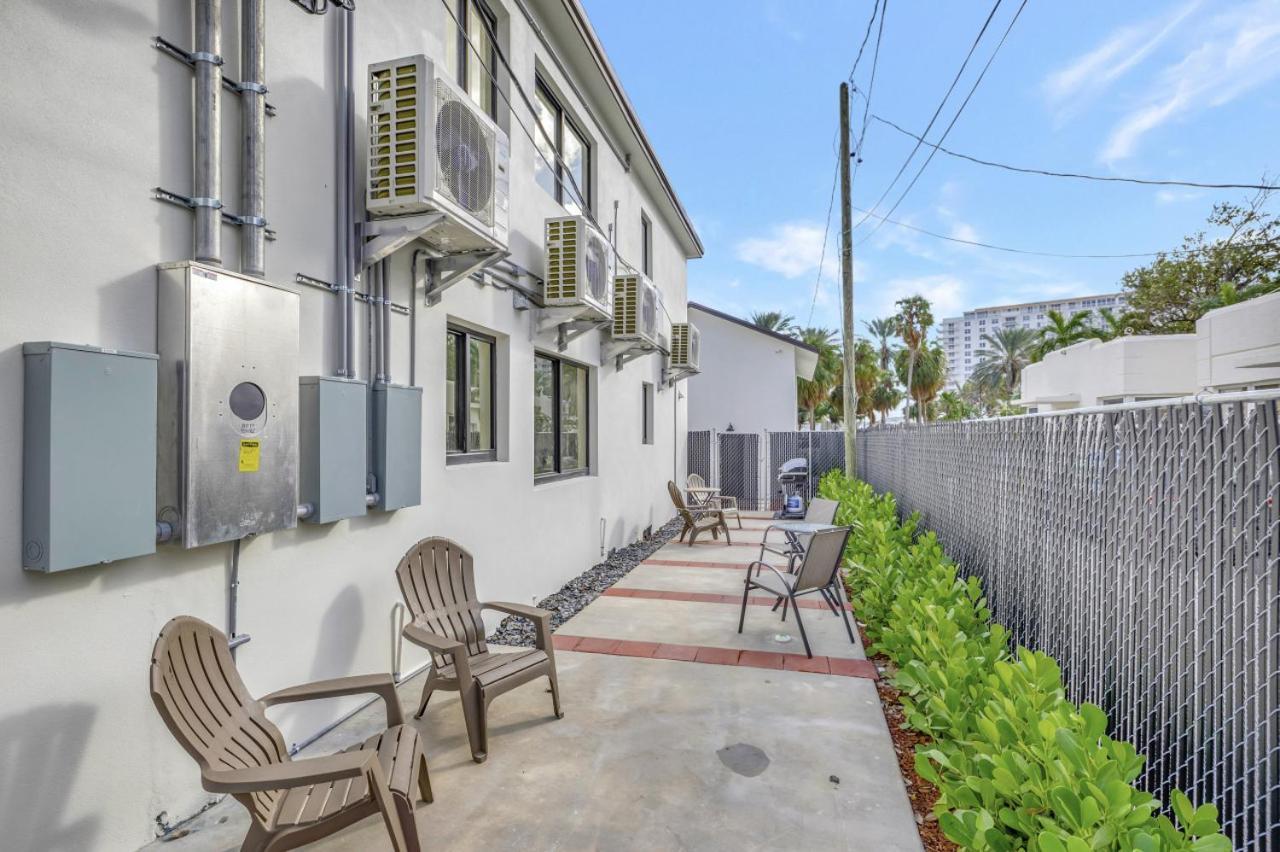 2 Combo Walk To Off Olas 2ab Apartment *