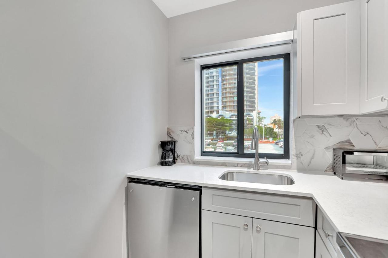 Right Off Olas - Steps To Ftl 2a Fort Lauderdale