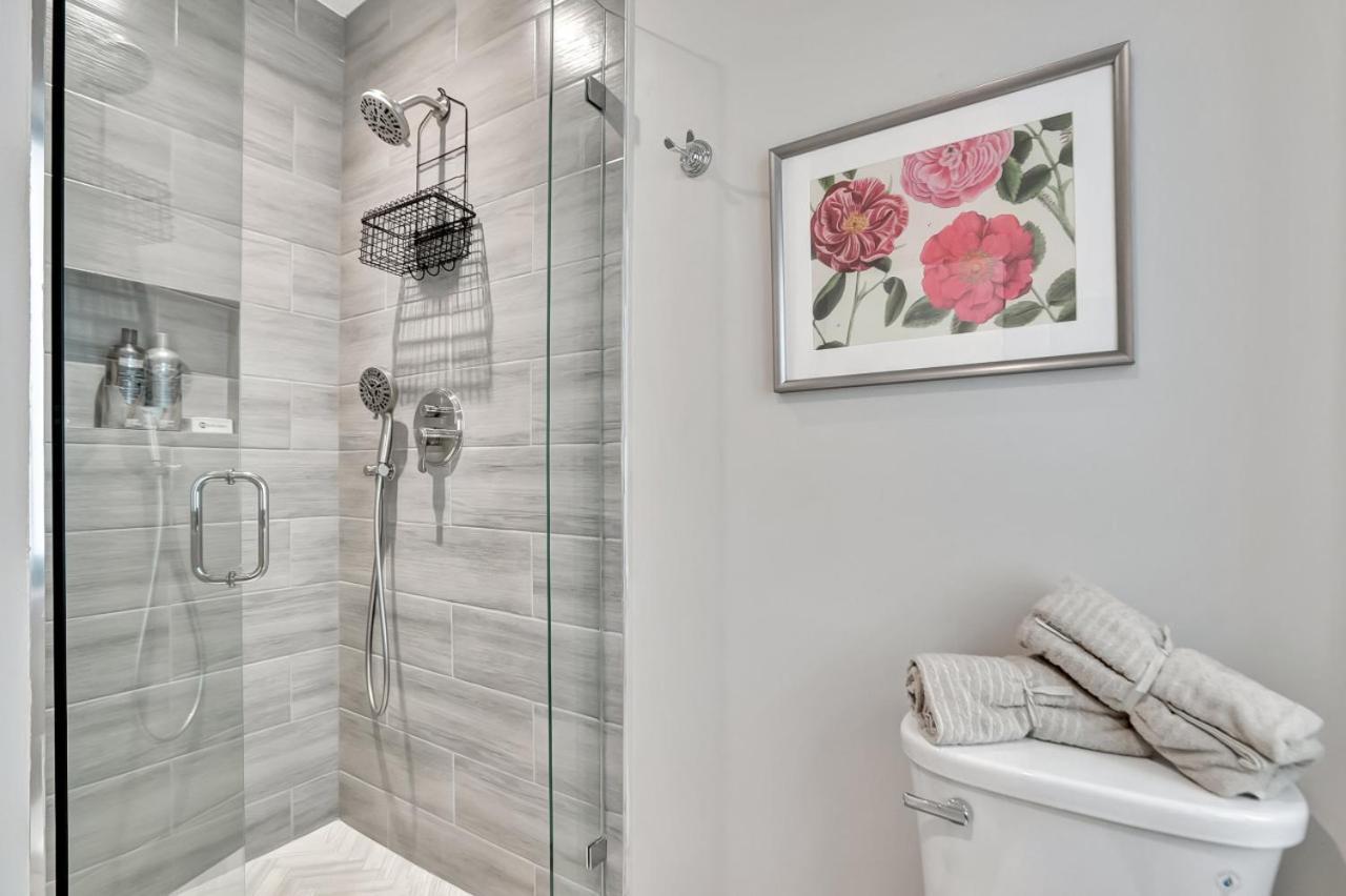 Right Off Olas - Steps To Ftl 2a Fort Lauderdale
