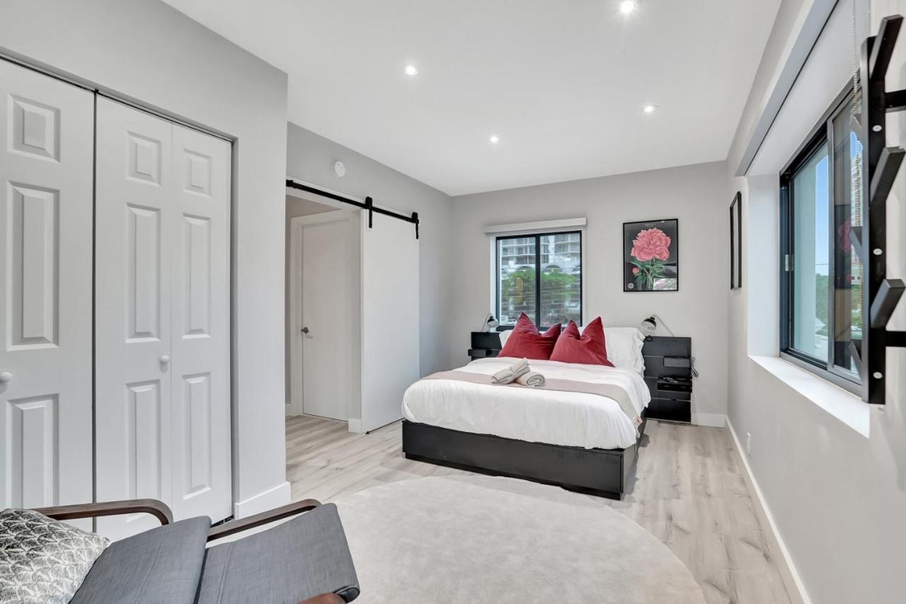 Apartment Right Off Olas - Steps To Ftl 2a