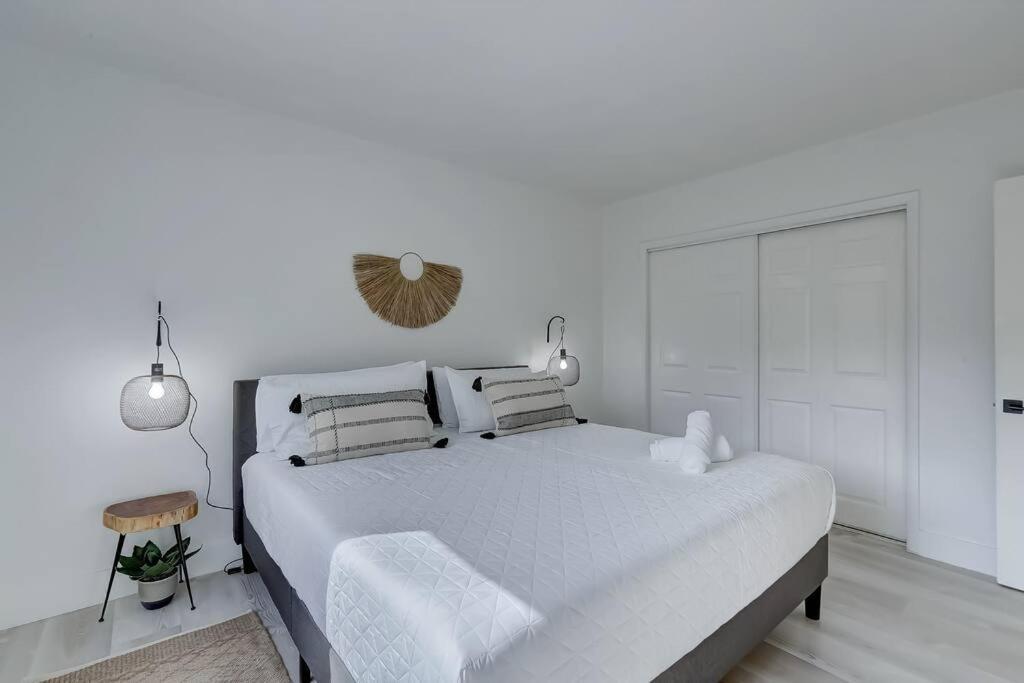 Chic Retreat: 2br Apartment! Apartment Fort Lauderdale
