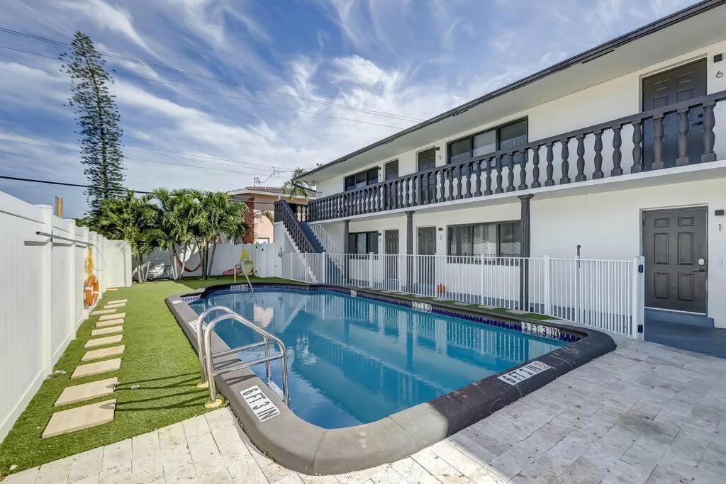 Chic Retreat: 2br Apartment! Apartment Fort Lauderdale