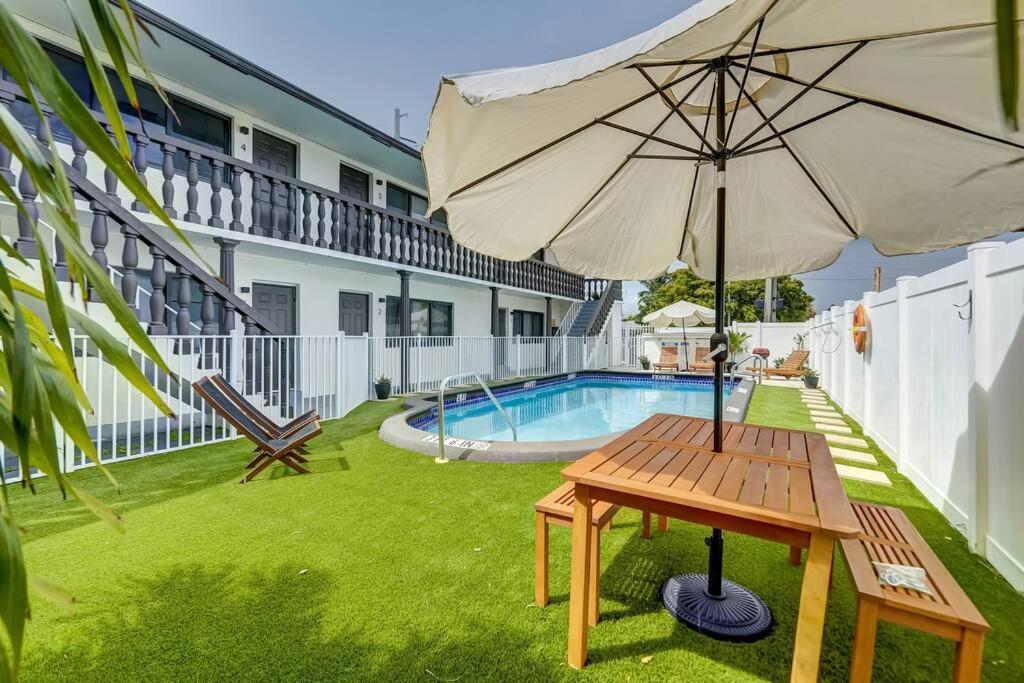 2br Coastal Getaway! Apartment Fort Lauderdale