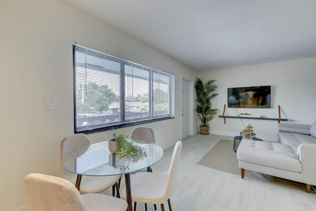 2br Coastal Getaway! * Fort Lauderdale