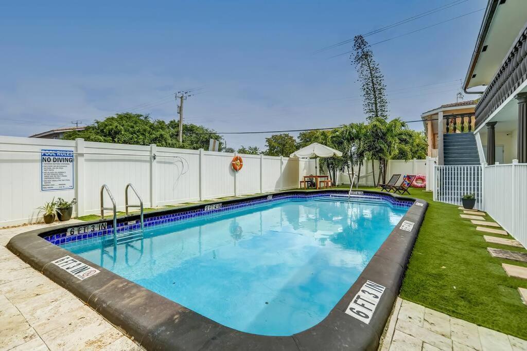 2br Coastal Getaway! Apartment