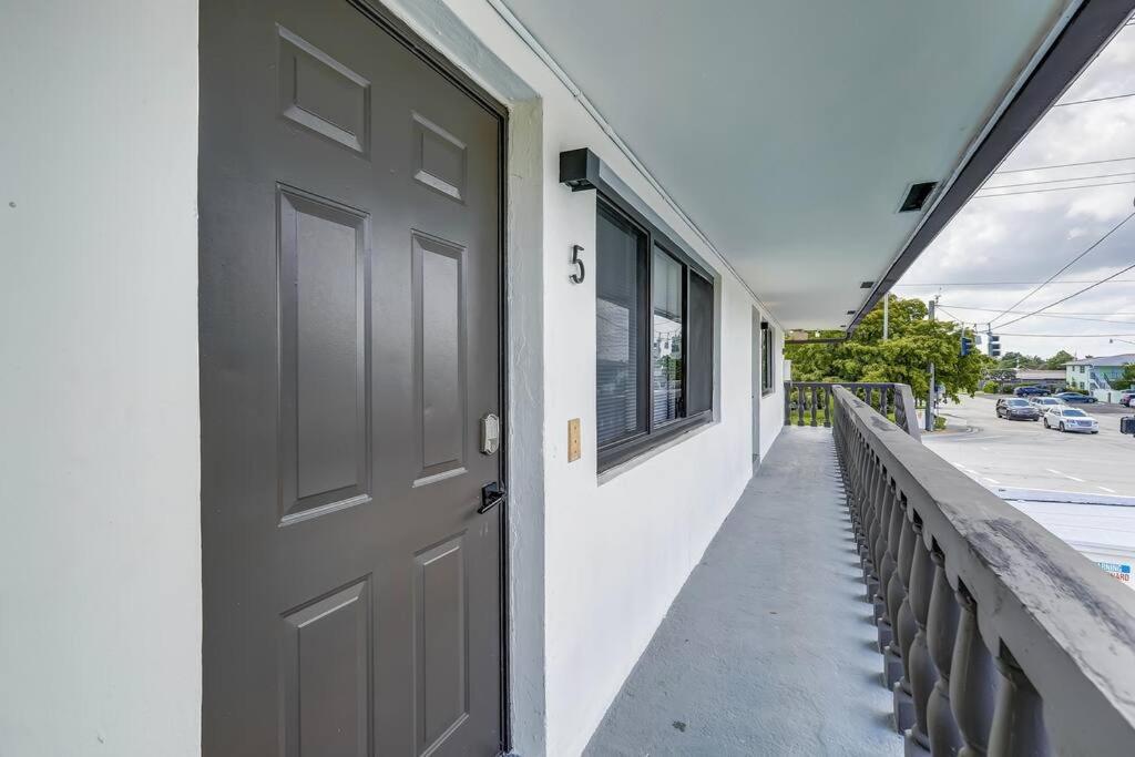 2br Coastal Getaway! Apartment *
