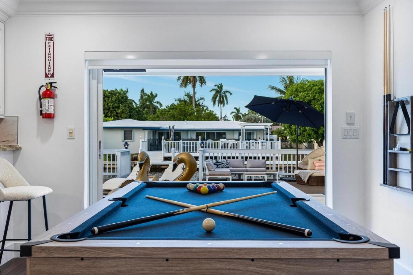 Holiday home 4bd Waterfront Dock Pool Fort Lauderdale