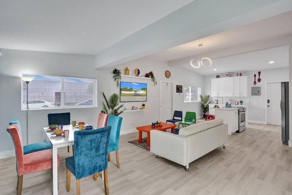 Holiday home Sunset Serenity: Your Lauderdale Retreat *