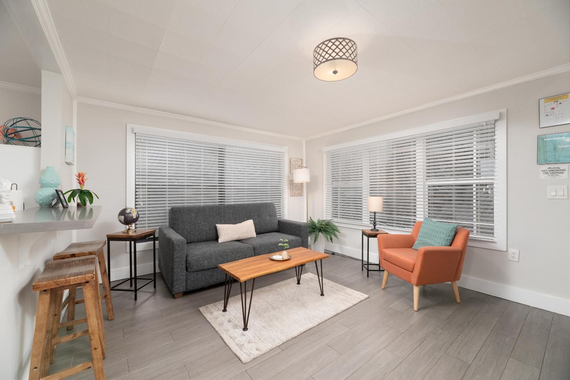 Apartment The Flats At Riverside Park 1 *