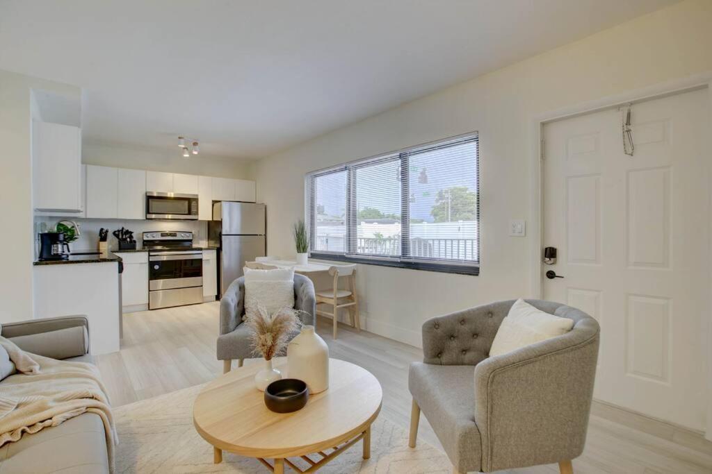 Apartment 2br Cozy Fll Retreat! Fort Lauderdale