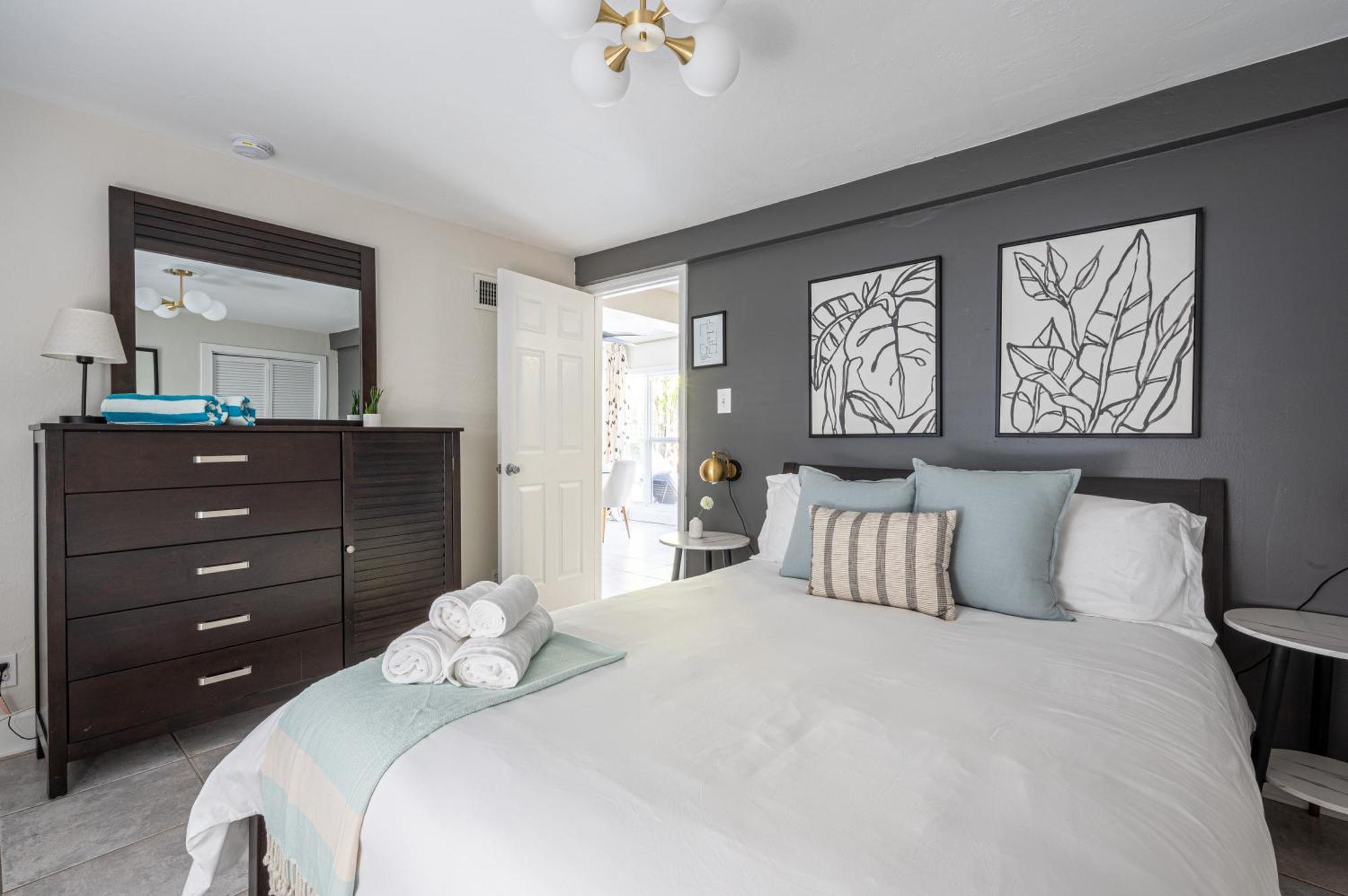Apartment Bright: Tropical Retreat - Ridge - East Sunrise Blvd Fort Lauderdale