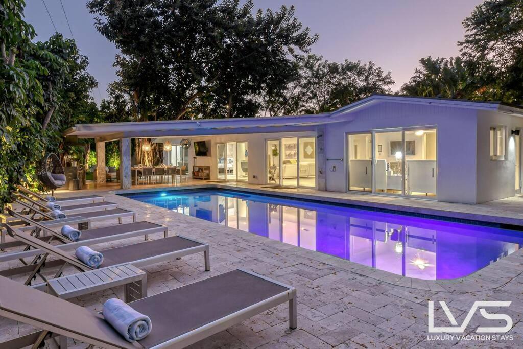 Holiday home Cascada-luxe Heated Pool Hottub Wlk 2