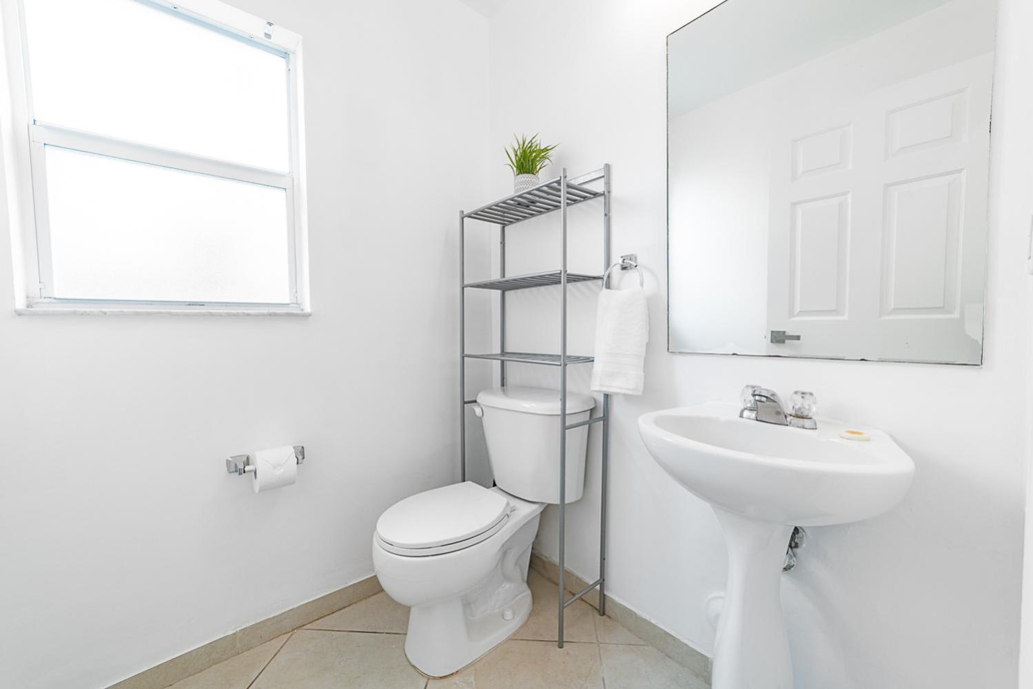 Lakeside 4br/2.5ba Oakland Oasis - 15 Mins To Dt!