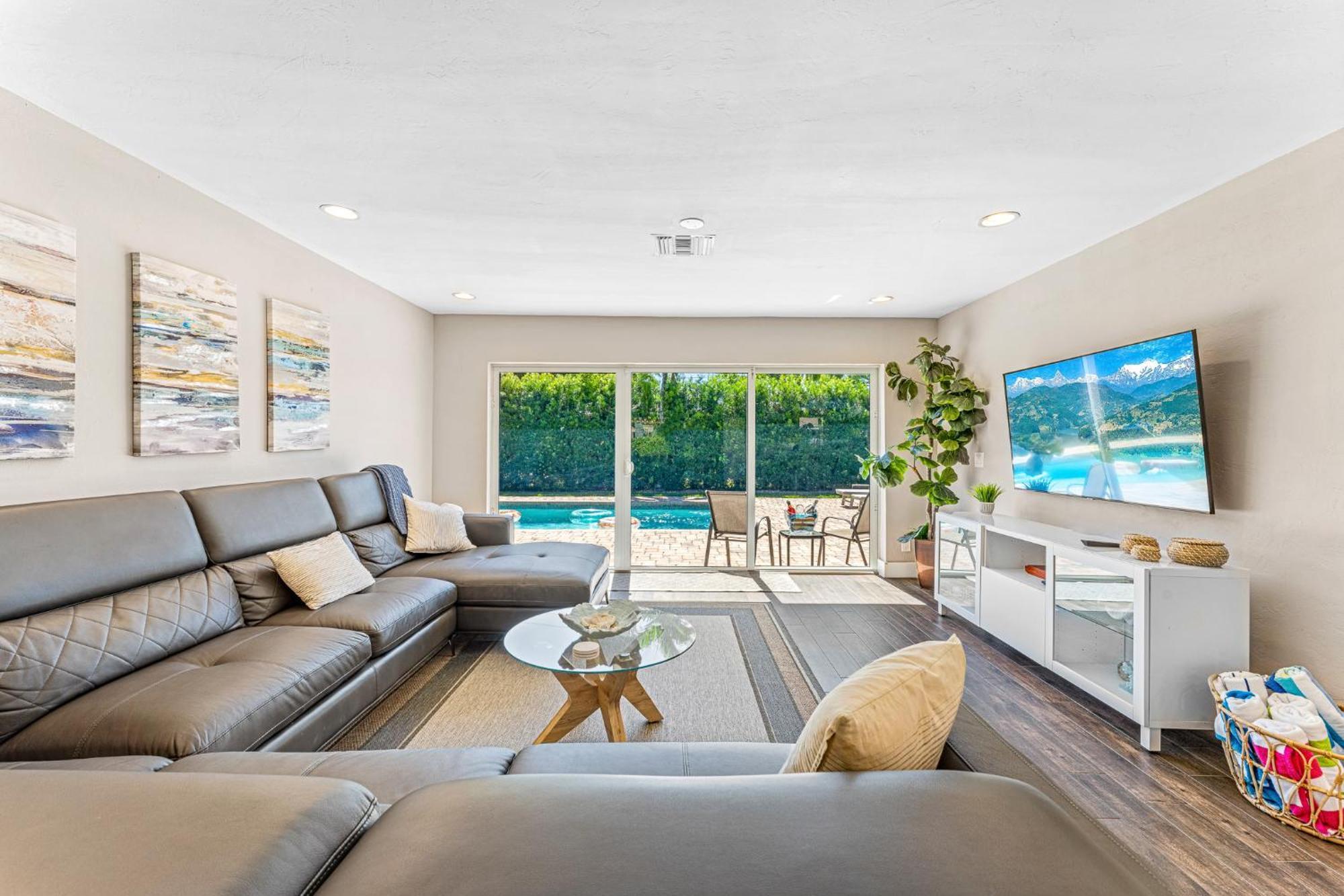 Holiday home Exquisite House In Lbts- 7 Min Walk To The Beach! *