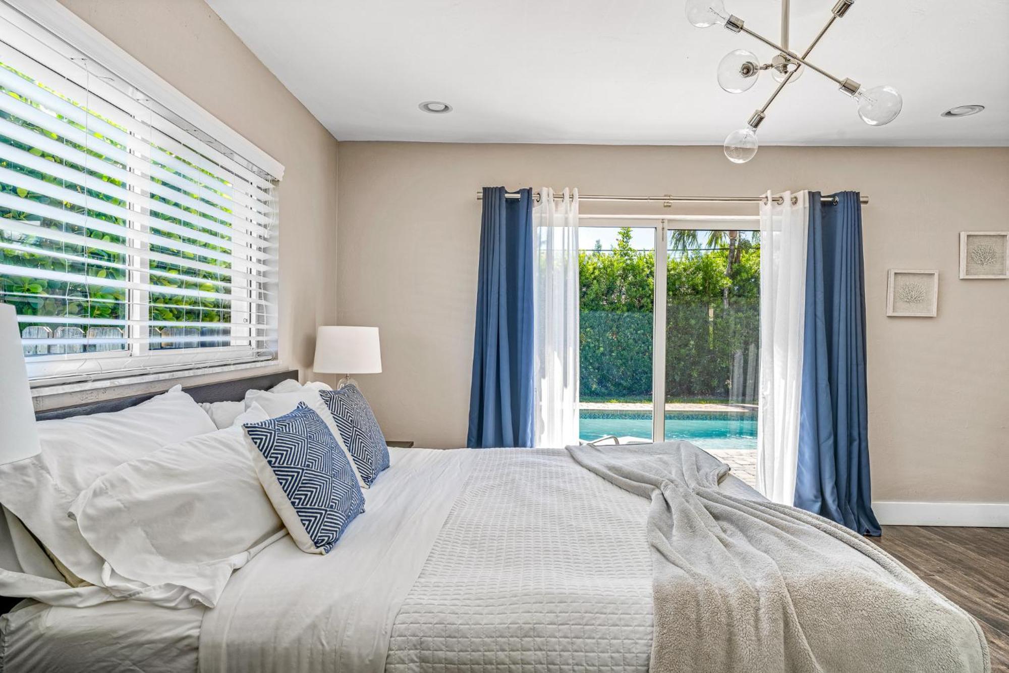 Exquisite House In Lbts- 7 Min Walk To The Beach! Holiday home *