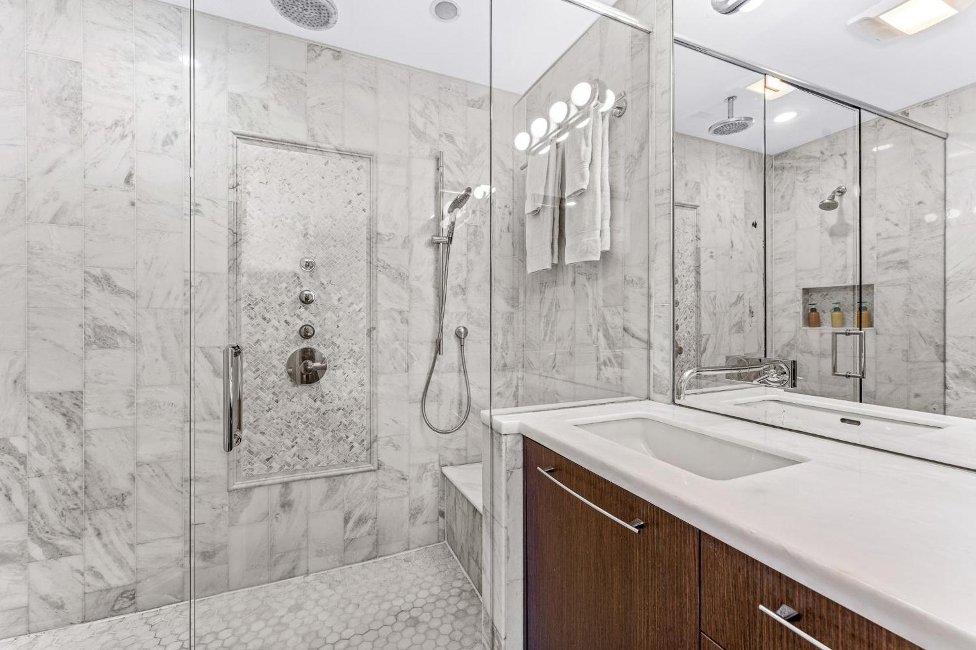 Exquisite House In Lbts- 7 Min Walk To The Beach! * Fort Lauderdale