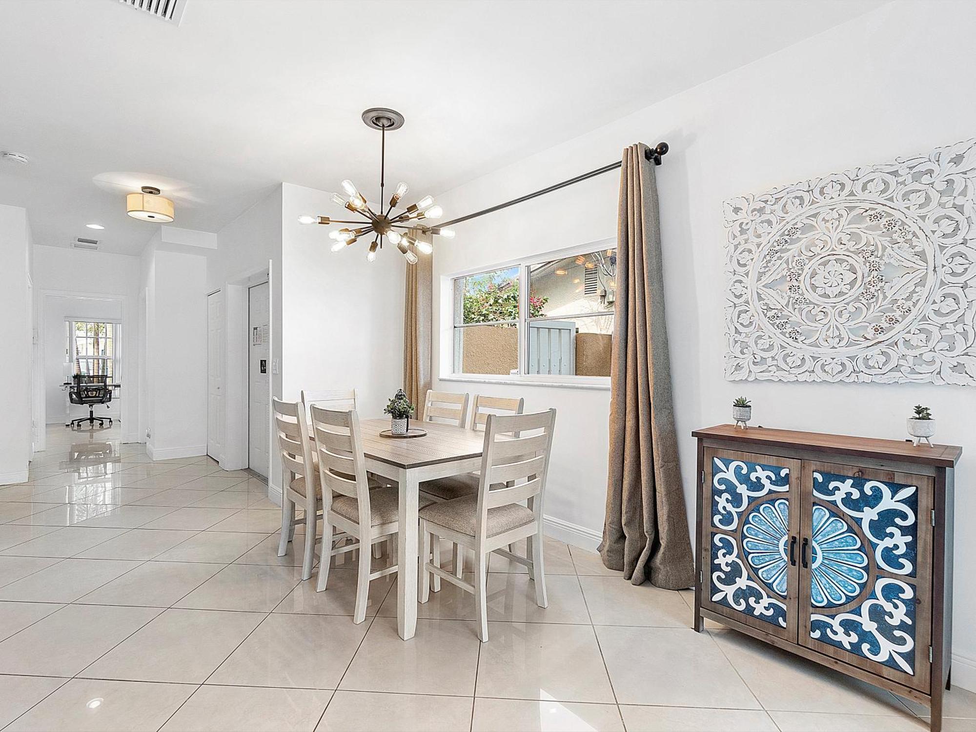 Villa Moroccan Lakefront Retreat- 8 Min To Pnk Stadium Fort Lauderdale