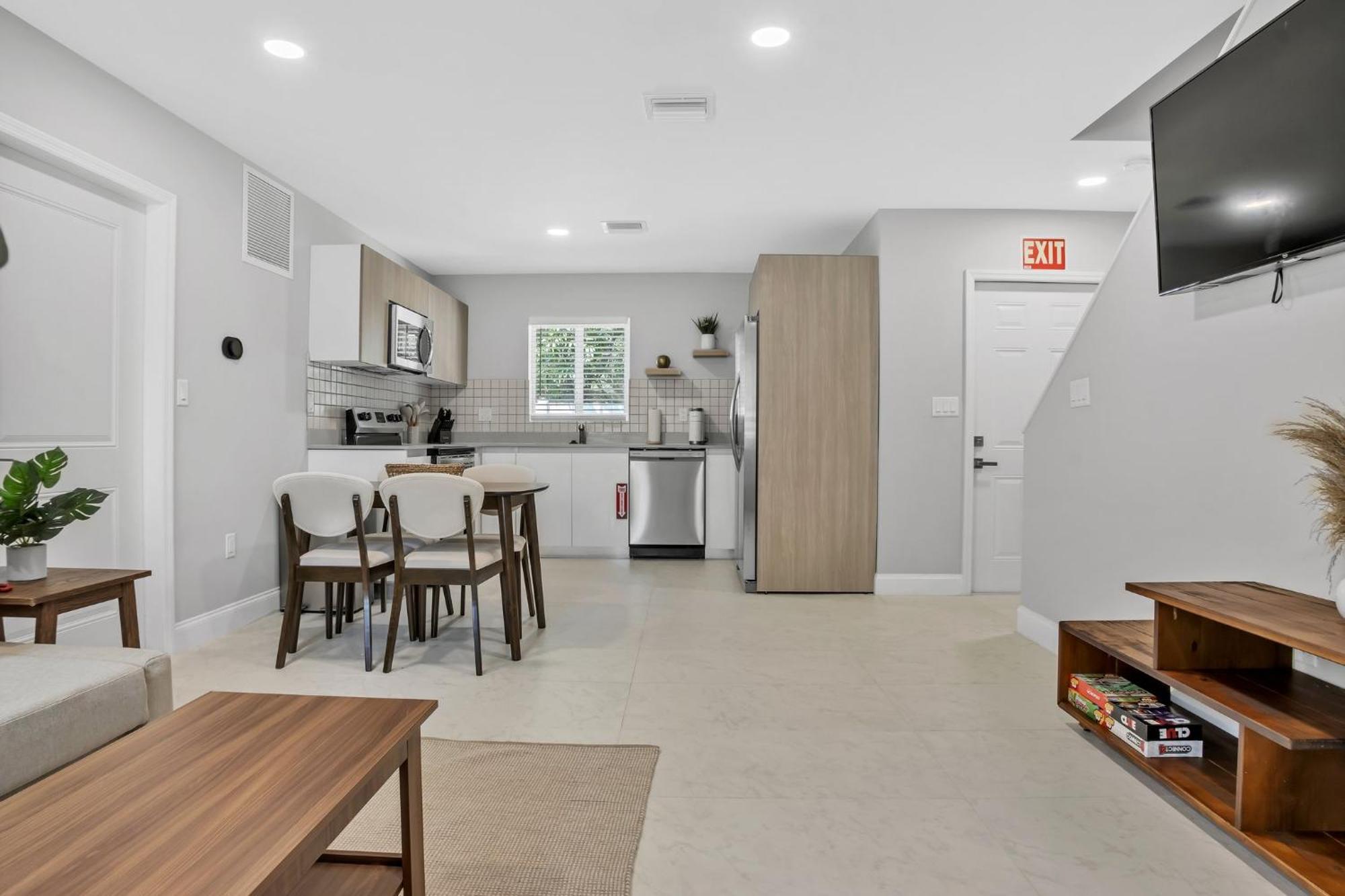 Sistrunk Shades Entire Compound 5 Homes 50 Guests Fort Lauderdale