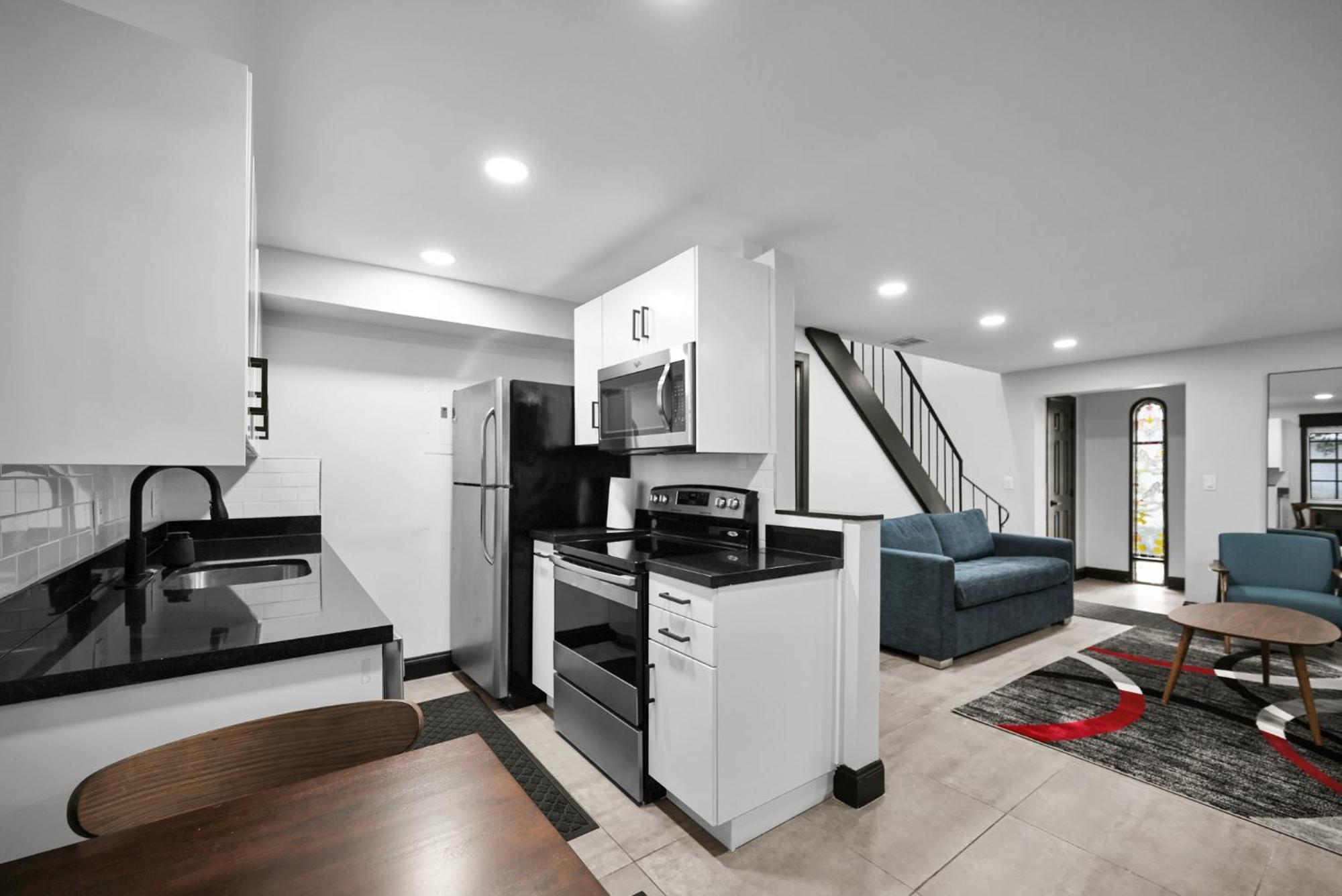 Wilton Manors Villas - Florida Furnished Living * Fort Lauderdale