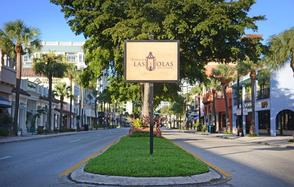 The Freedom House • Urban Oasis • Eclectic Retreat Fort Lauderdale