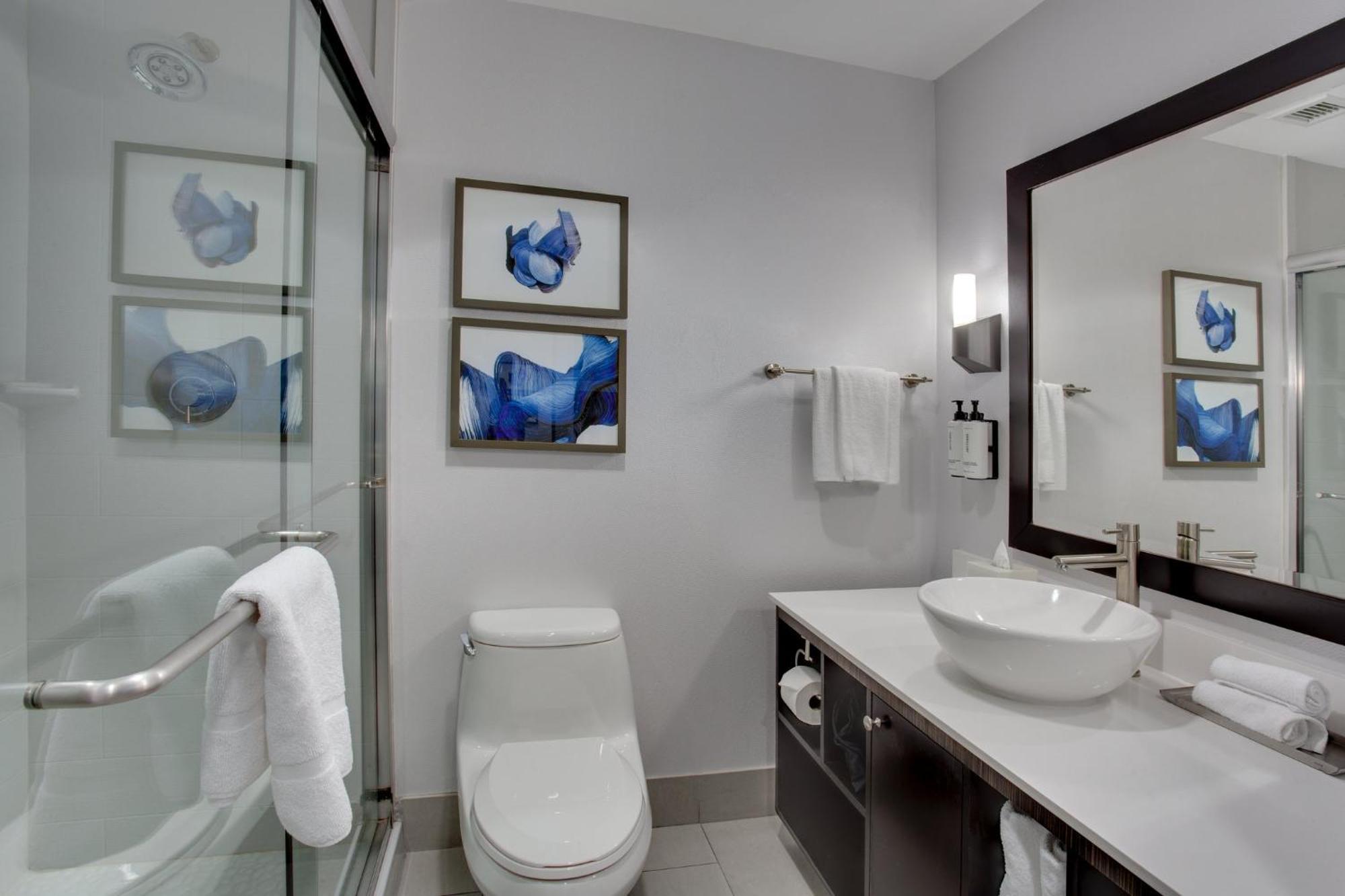 Crowne Plaza & Lauderdale Airport/ Cruise By Ihg Hotel 3*