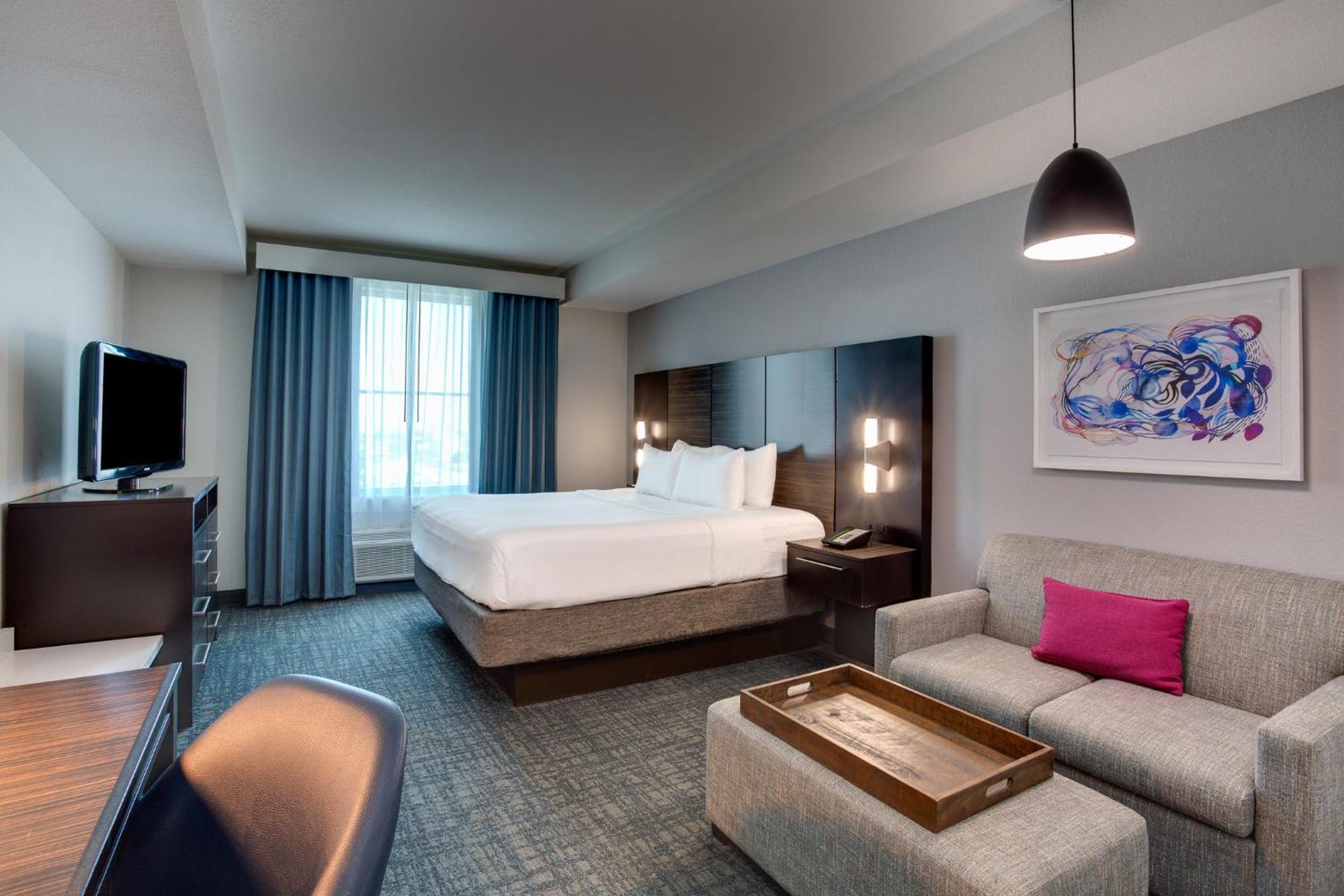 Crowne Plaza & Lauderdale Airport/ Cruise By Ihg