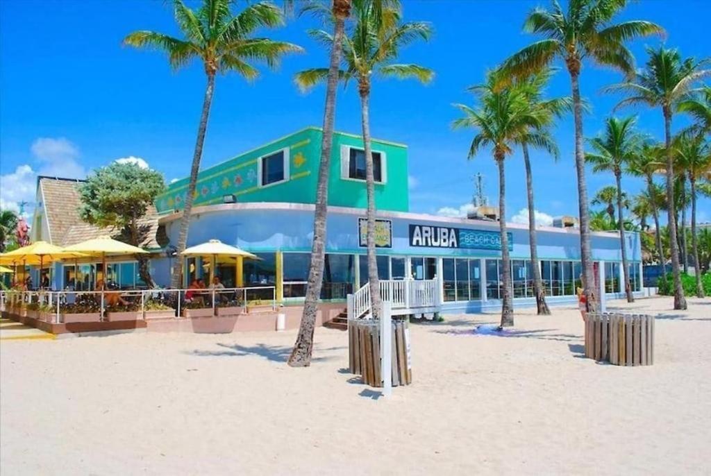 Oakland Oasis, Heated Pool, 2 King Beds, Game Room, 2.5 Miles * Fort Lauderdale