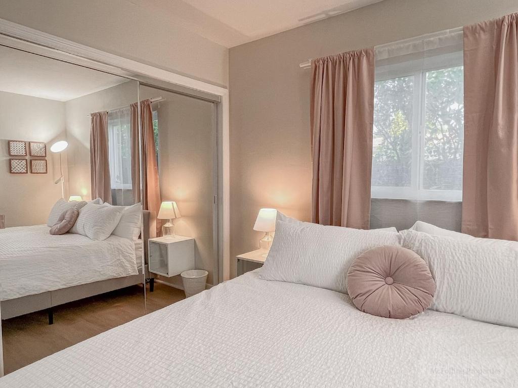 Oakland Oasis, Heated Pool, 2 King Beds, Game Room, 2.5 Miles Holiday home Fort Lauderdale