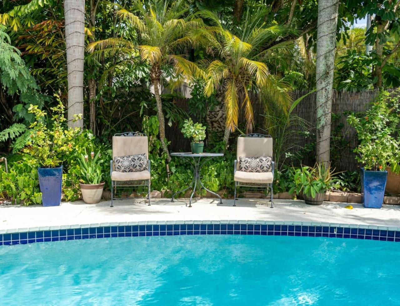 Family Escape 2br Main 1br Heated Pool Holiday home *