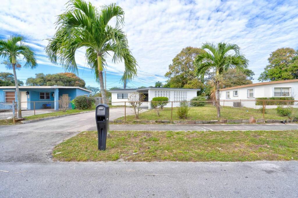 4 Bedroom 3 Bath Villa Fort Lauderdale
