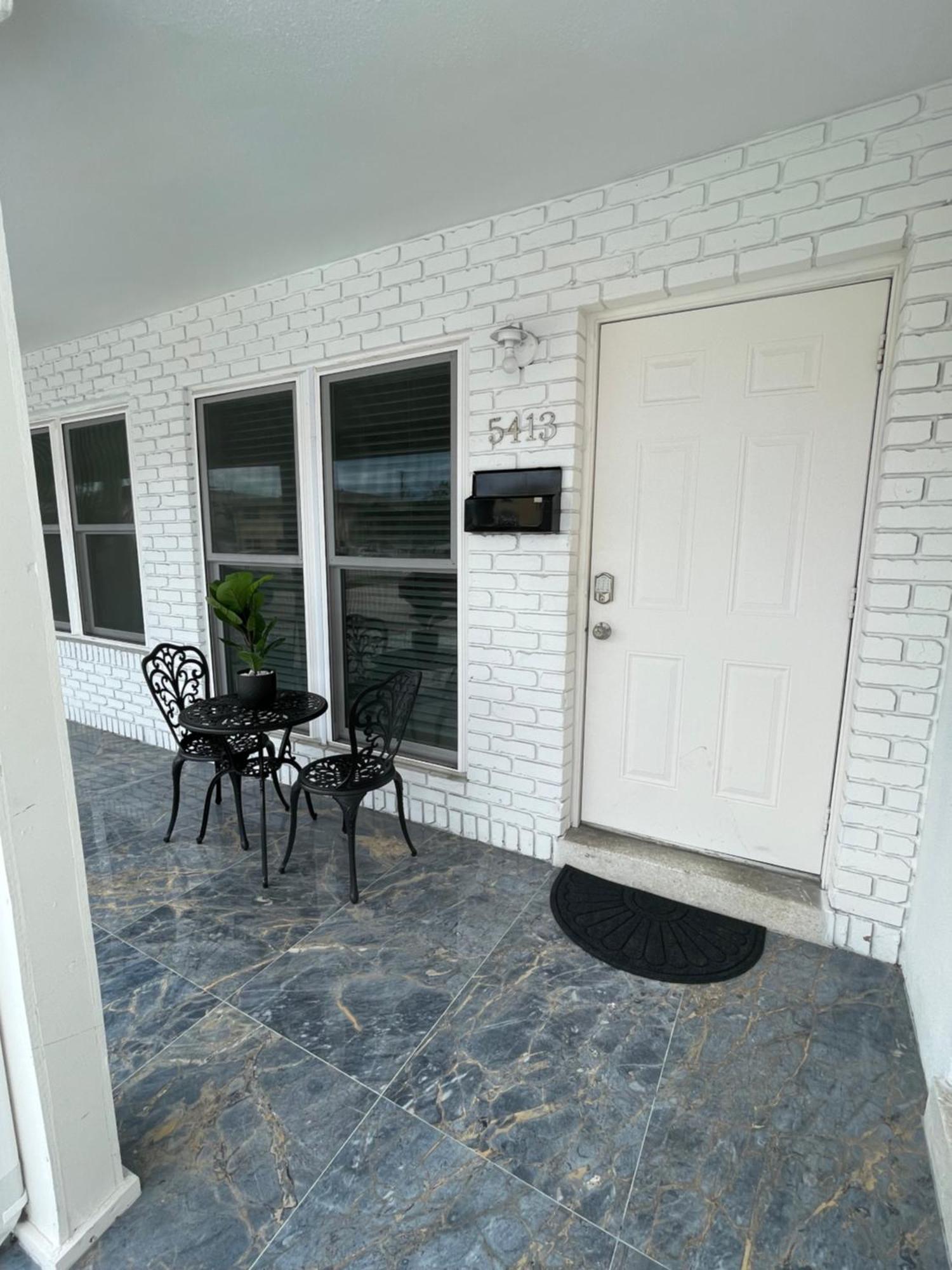 Cozy 2br Near The In Ft. Lauderdale. * Fort Lauderdale