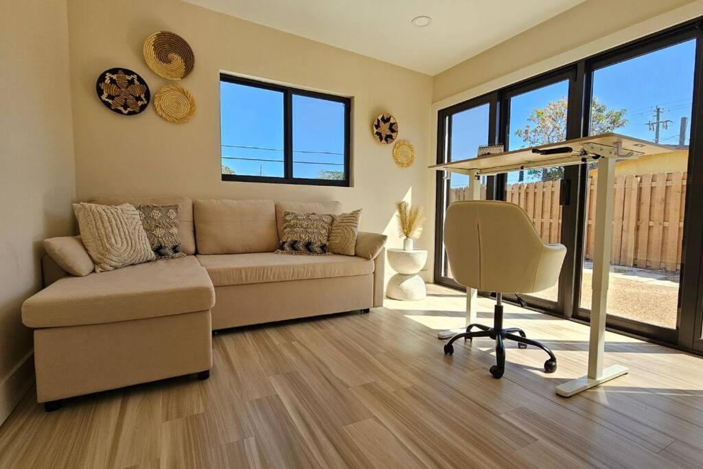 New - Tranquil Bliss Near Beach, Modern 3br Retreat *