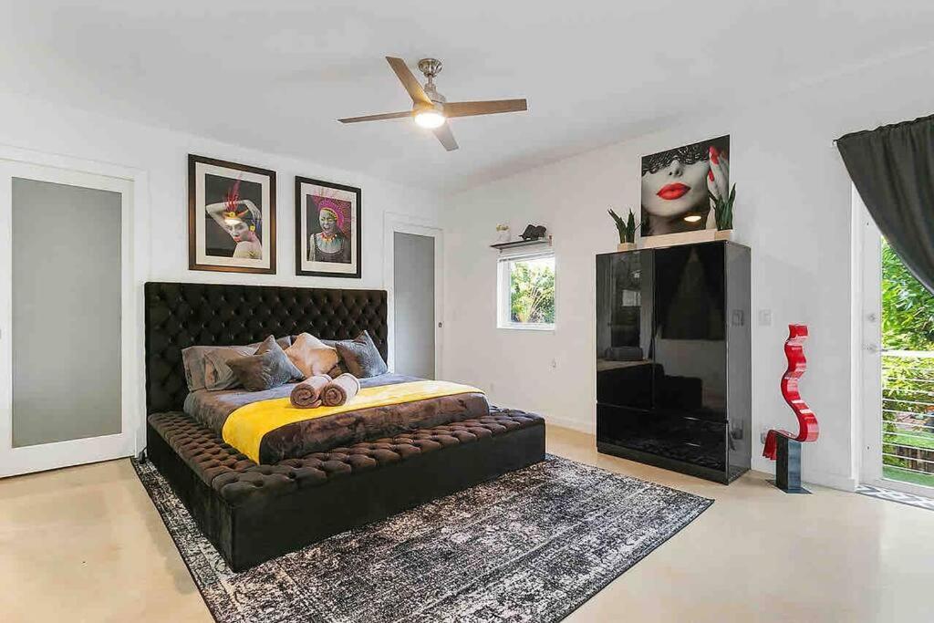 Monroe Mansion Holiday home *
