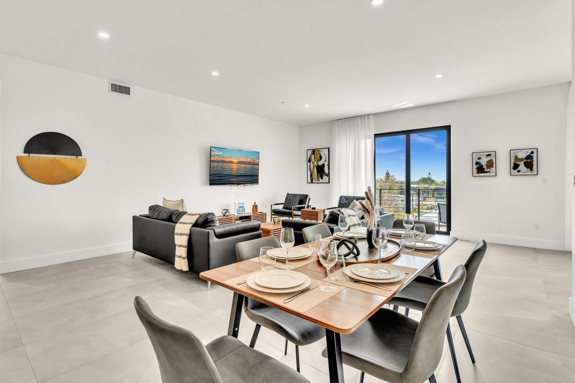 Ocean Wave Deluxe Brand New * Fort Lauderdale