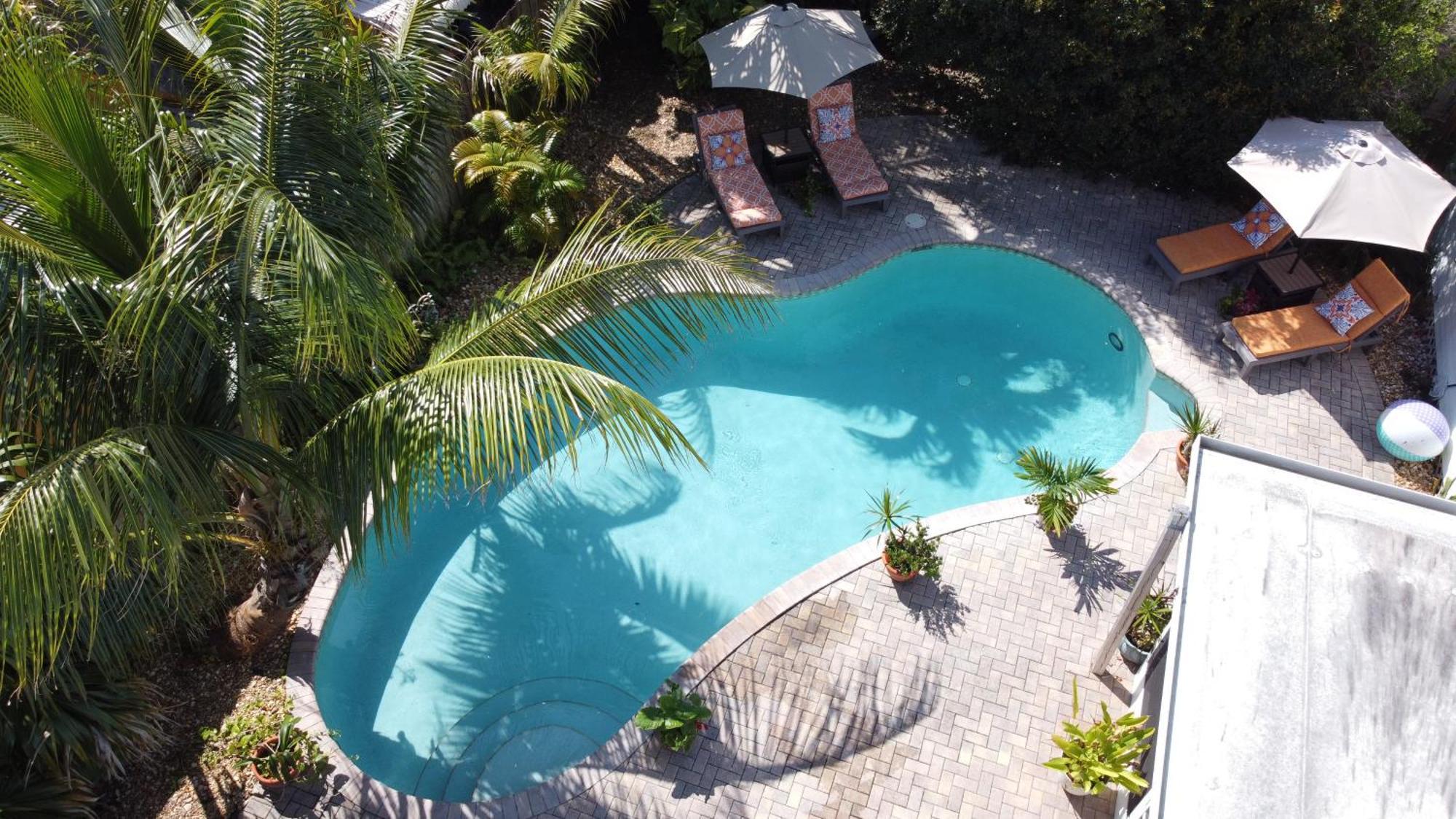 Holiday home The Ave House- Private Oasis Retreat W/heated Pool Fort Lauderdale