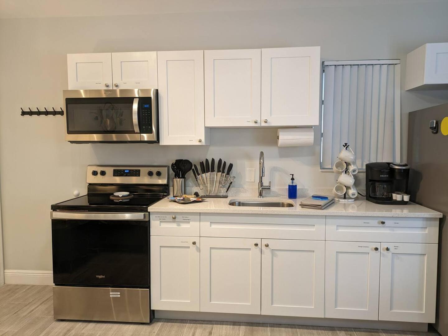 Cozy Fun-size Getaway + Pool&spa 5 Mins To * Fort Lauderdale