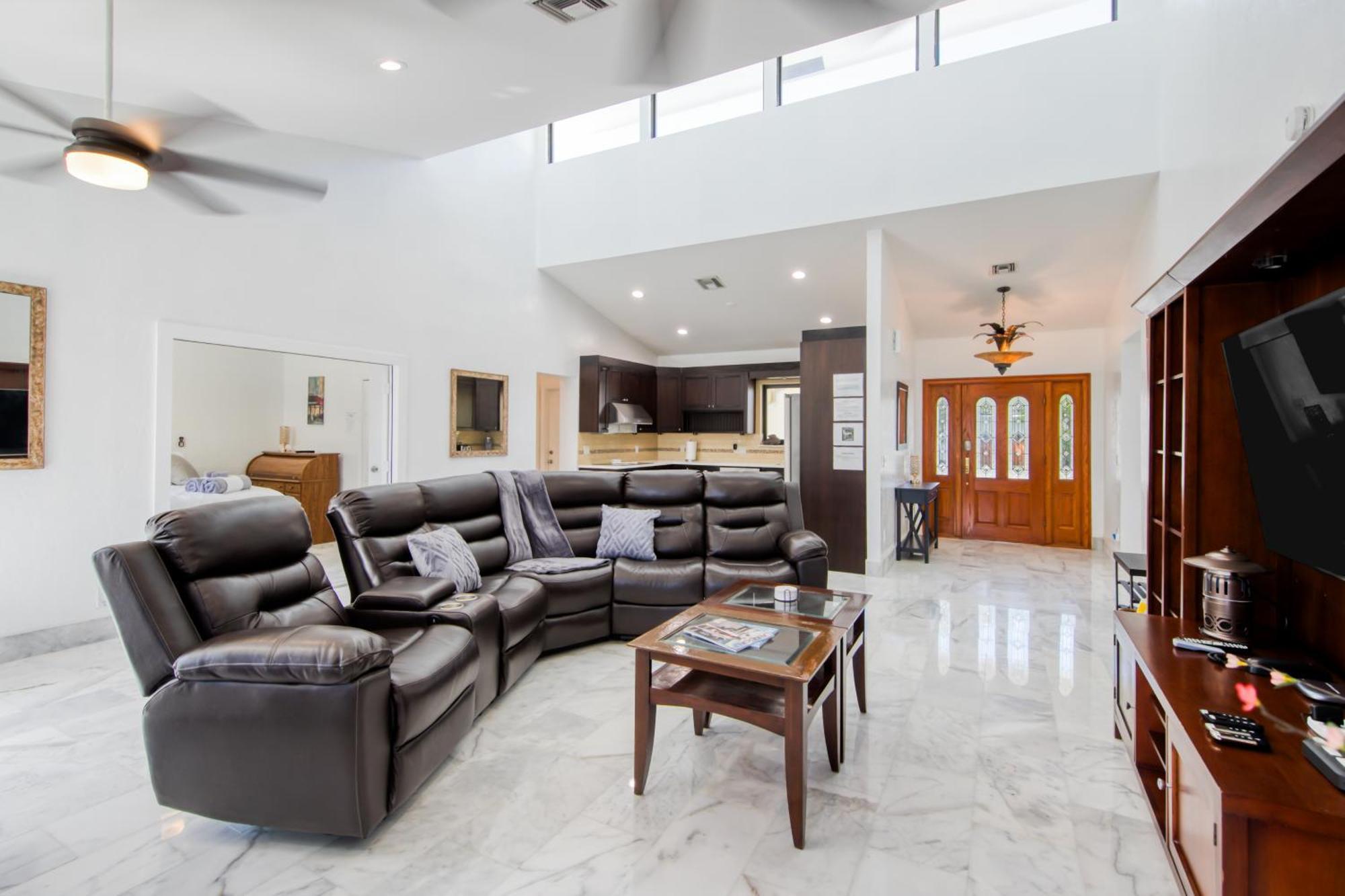 Holiday home Marble House In Lauderdale Harbours *