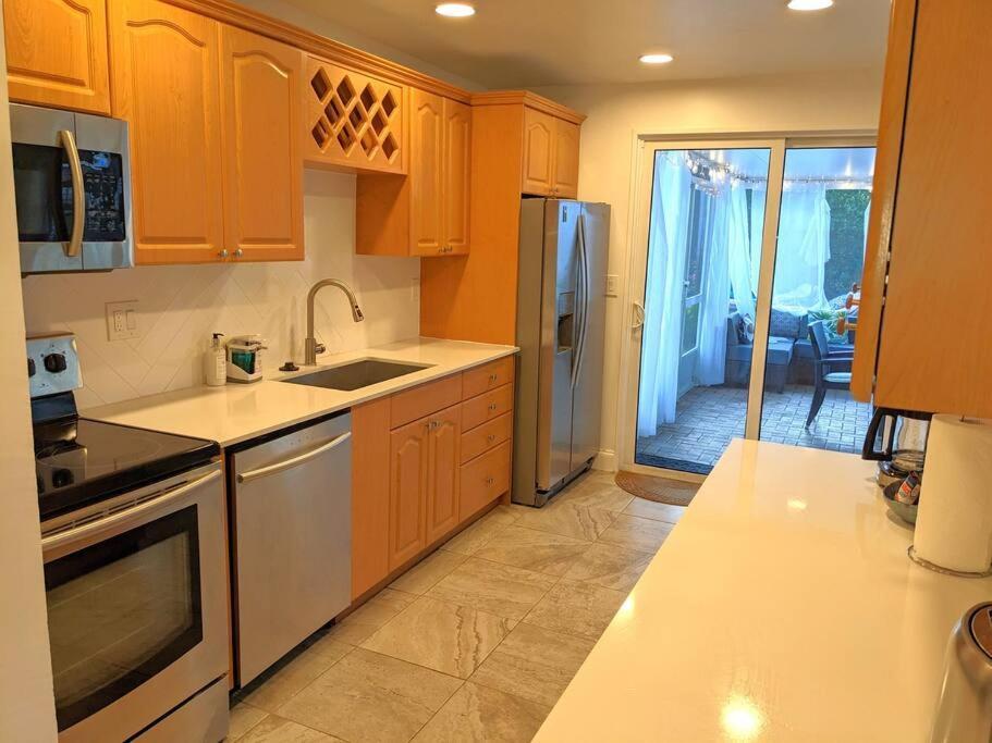 Holiday home The Ave House- Private Oasis Retreat W/heated Pool Fort Lauderdale