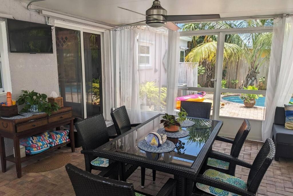 Holiday home The Ave House- Private Oasis Retreat W/heated Pool Fort Lauderdale