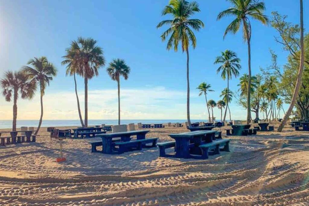 Bliss *5 Min To Beach* Apartment Fort Lauderdale