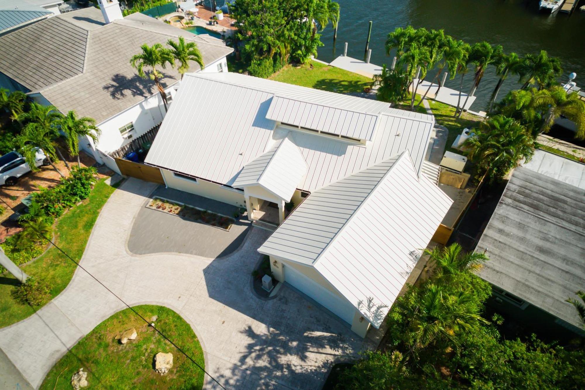 Marble House In Lauderdale Harbours Holiday home