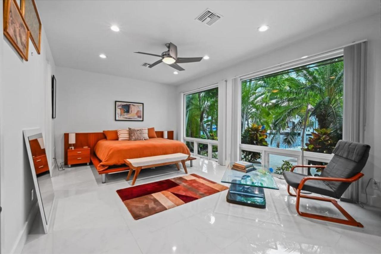 Holiday home Casa Del Sol - Heated Saltwater Pool - Waterfront - Paddle Boards *