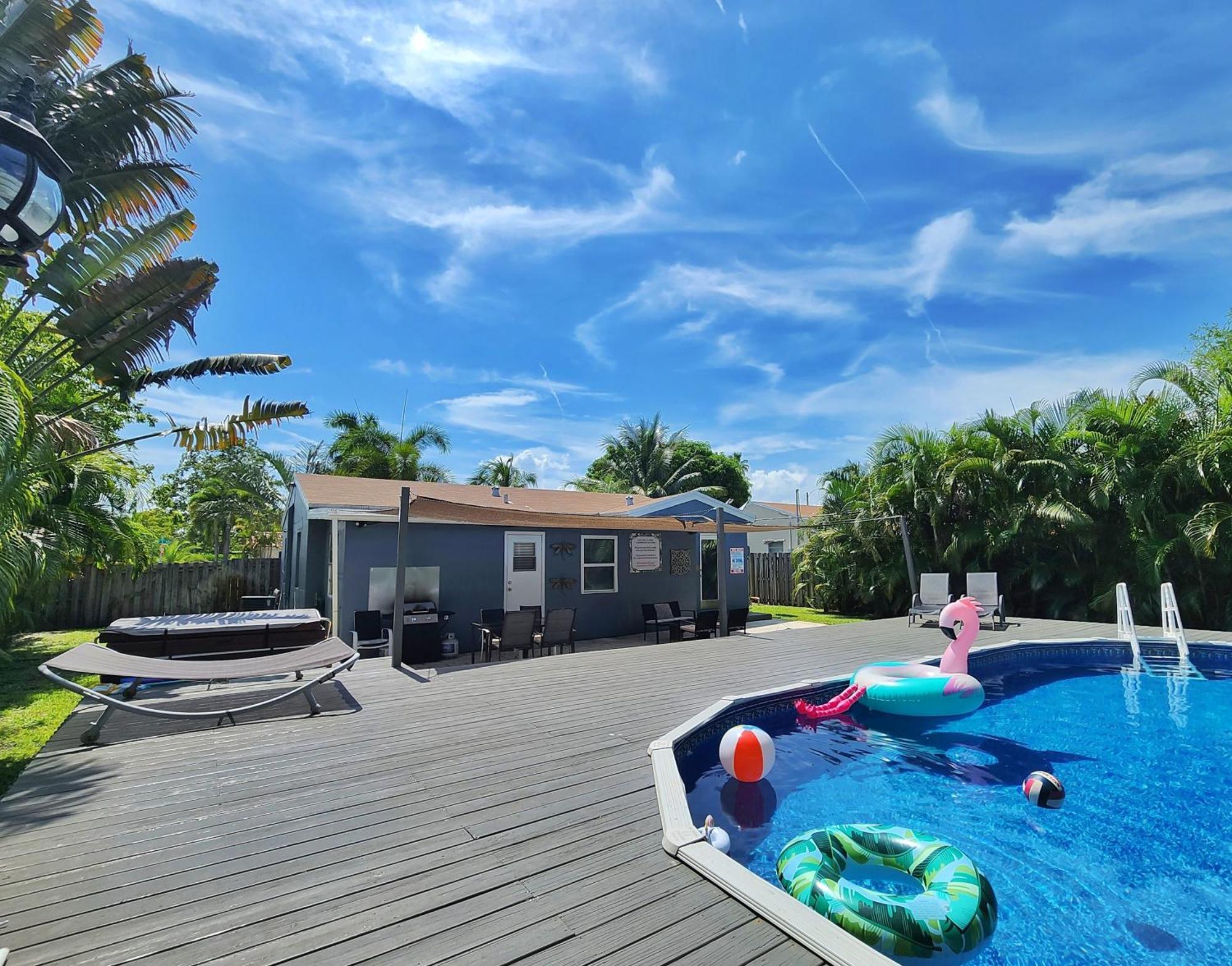 Center Proximity With Heated Pool Holiday home Fort Lauderdale
