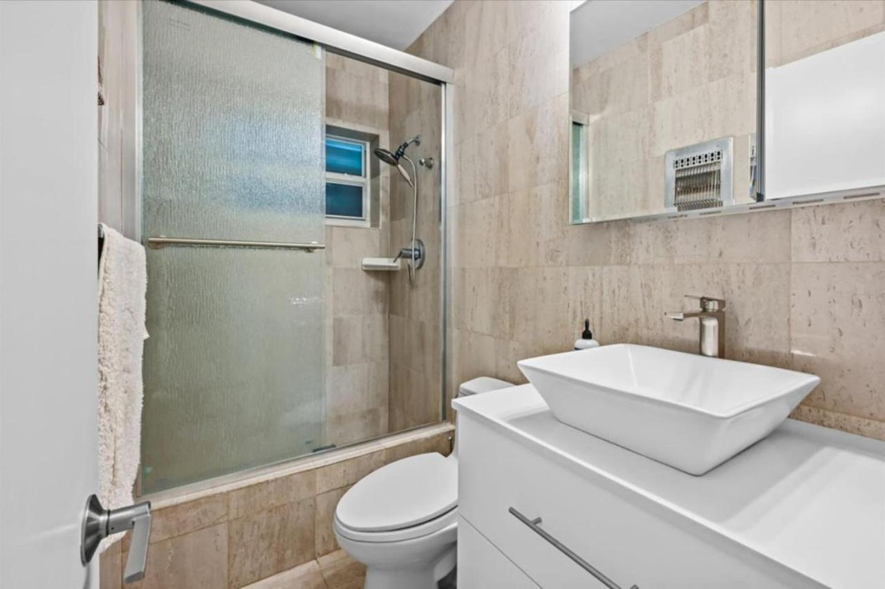 Holiday home Casa Del Sol - Heated Saltwater Pool - Waterfront - Paddle Boards